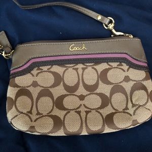 Coach wristlet (new)
